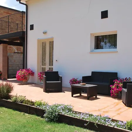 Casa Con Vista Holiday Rentals, Jasmine Apartment *