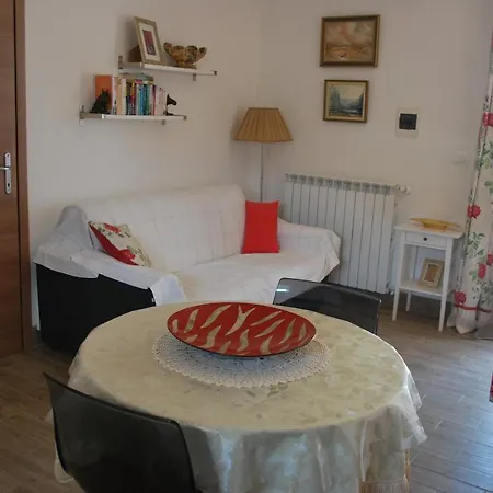 Casa Con Vista Holiday Rentals, Jasmine Appartamento