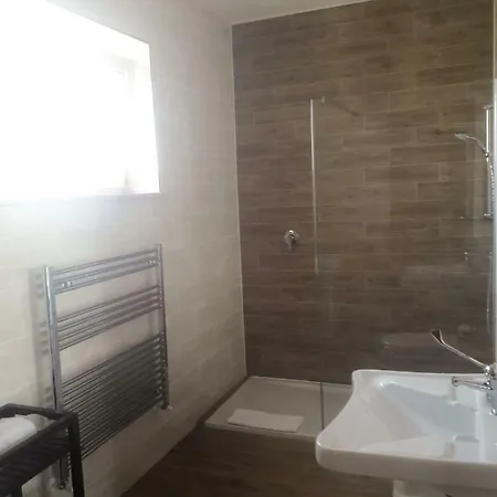Casa Con Vista Holiday Rentals, Jasmine Apartament Guardiagrele